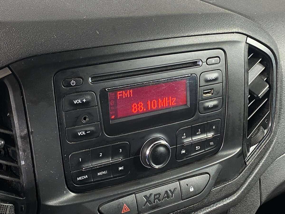 Лада (ВАЗ) ИКСРЭЙ б/у, 2016, Механическая. Фото: #12