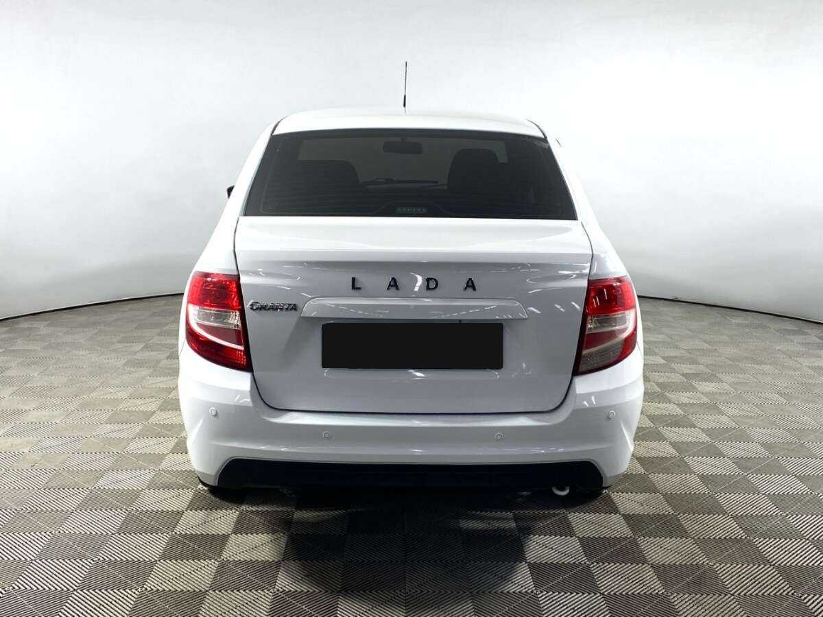Лада (ВАЗ) Гранта б/у, 2022, Механическая. Фото: #5