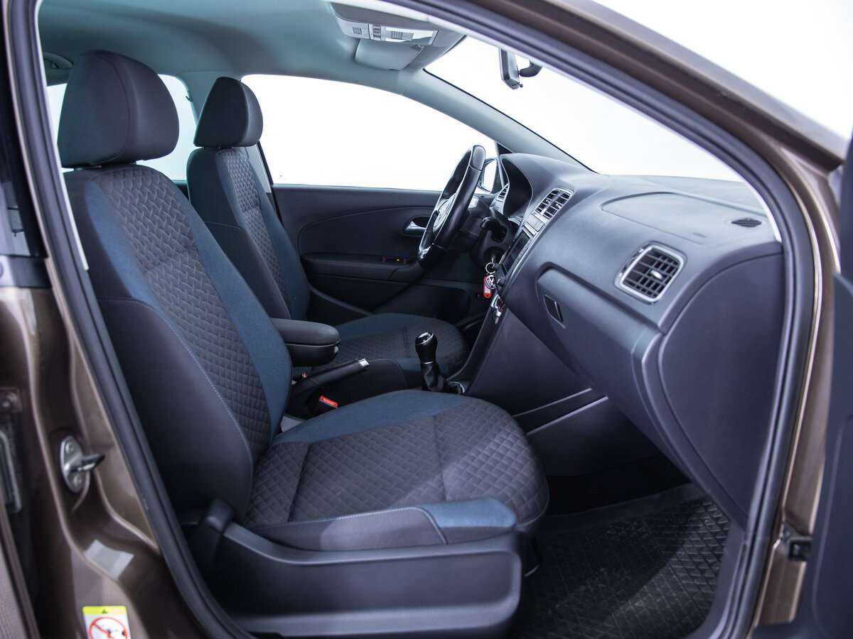 Фольксваген Поло б/у, 2019, Механическая. Фото: #10