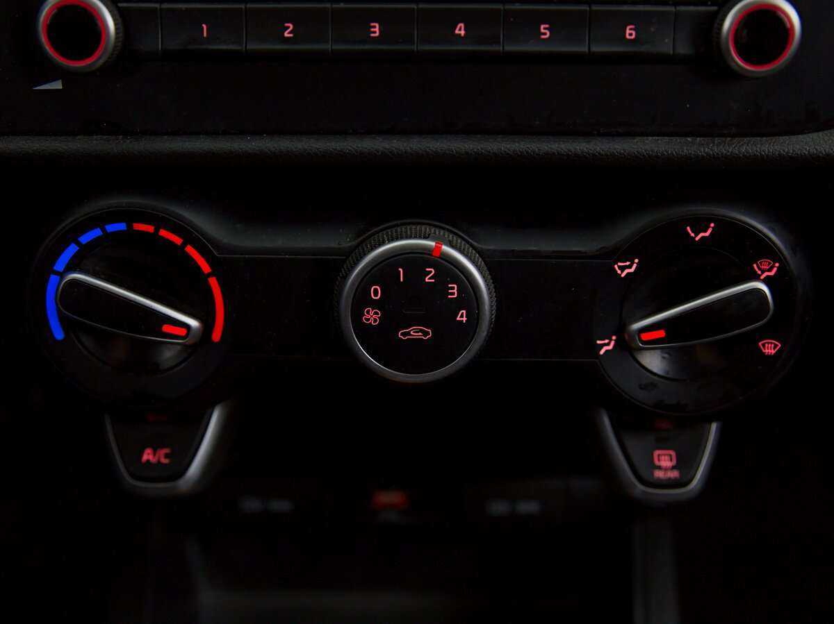 Киа Рио б/у, 2020, Механическая. Фото: #7