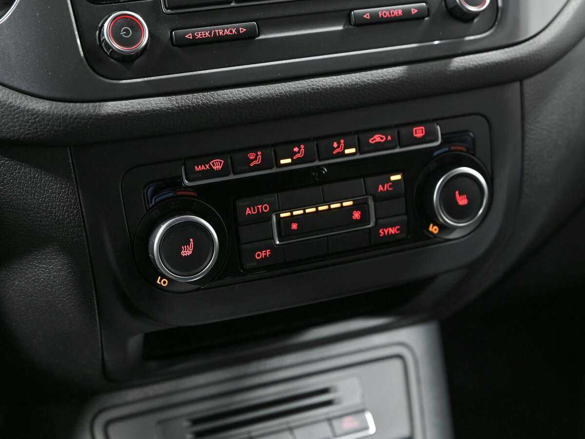 Фольксваген Тигуан б/у, 2013, Автоматическая. Фото: #10