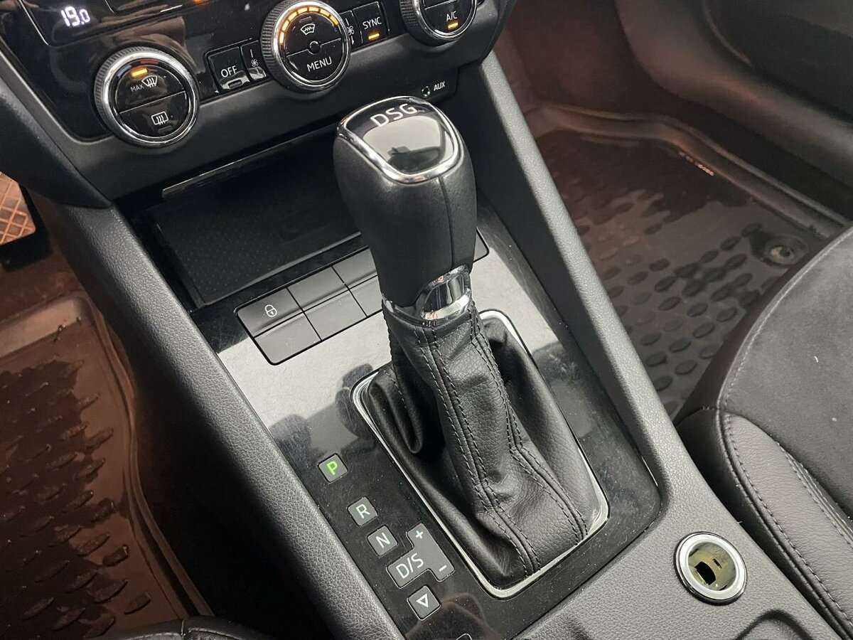 Шкода Октавия б/у, 2017, Роботизированная. Фото: #12