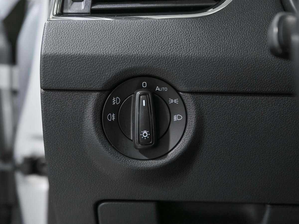 Шкода Октавия б/у, 2017, Роботизированная. Фото: #11