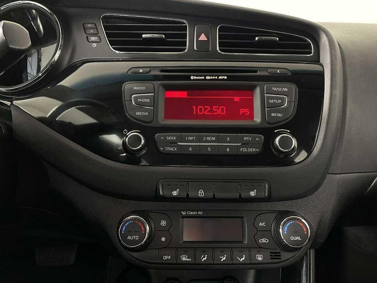 Киа Сид б/у, 2015, Автоматическая. Фото: #11