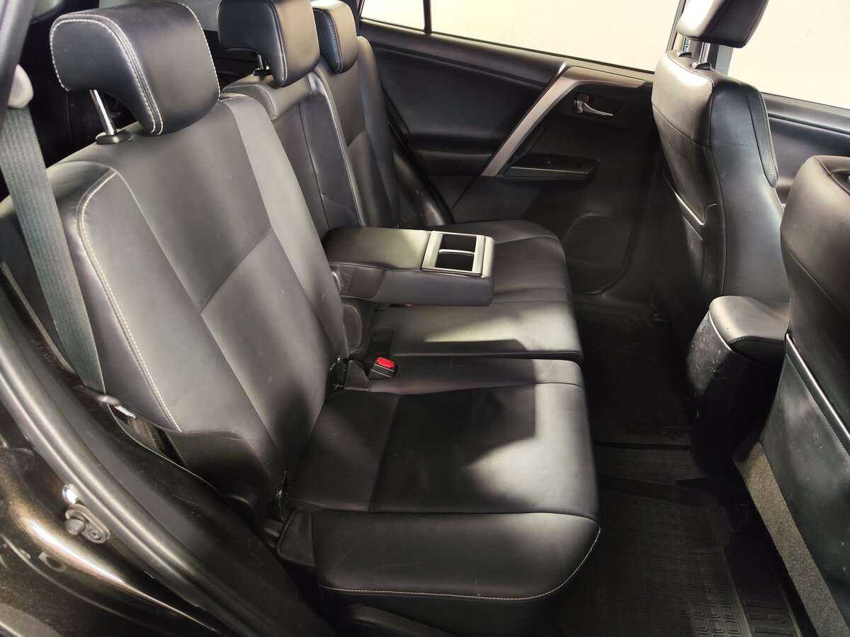 Тойота Рав4 б/у, 2015, Автоматическая. Фото: #8