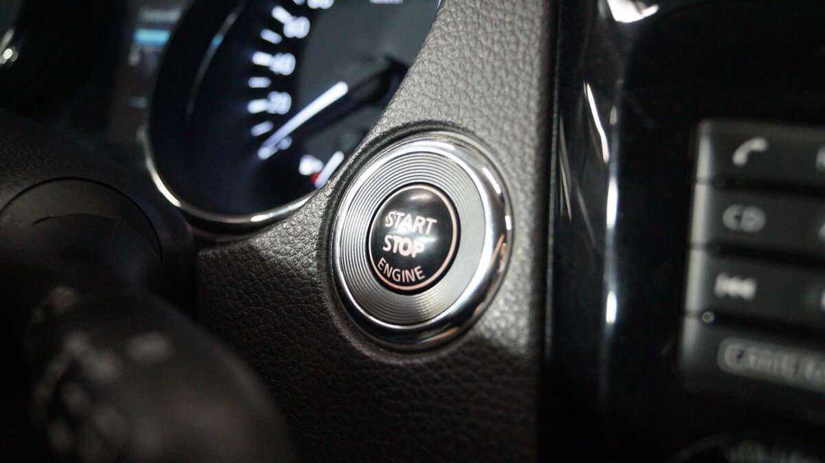 Ниссан Икс-Трейл б/у, 2017, Механическая. Фото: #11