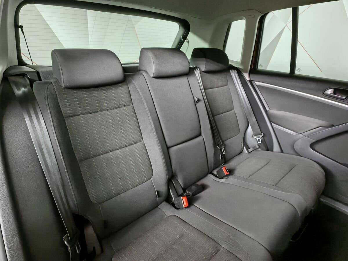 Фольксваген Тигуан б/у, 2012, Автоматическая. Фото: #12