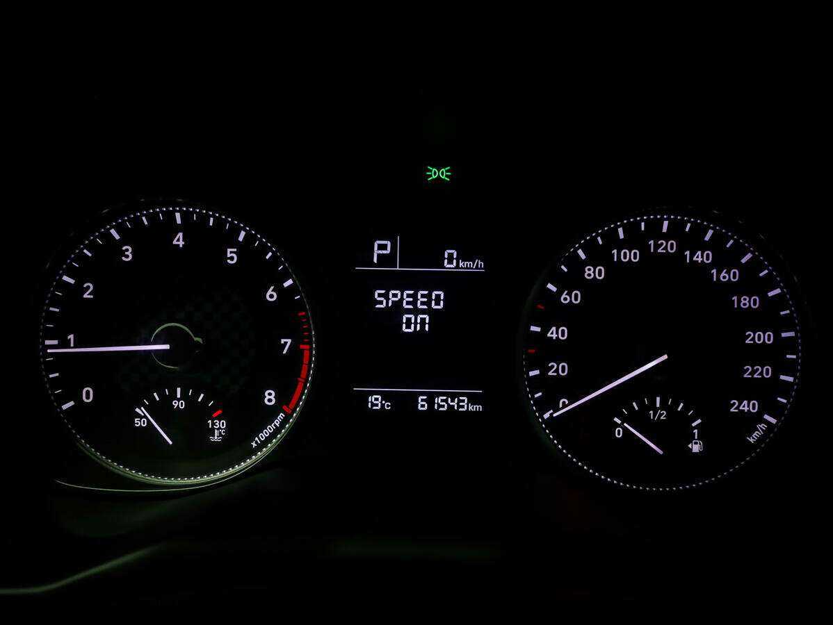 Хендай Елантра б/у, 2019, Автоматическая. Фото: #15