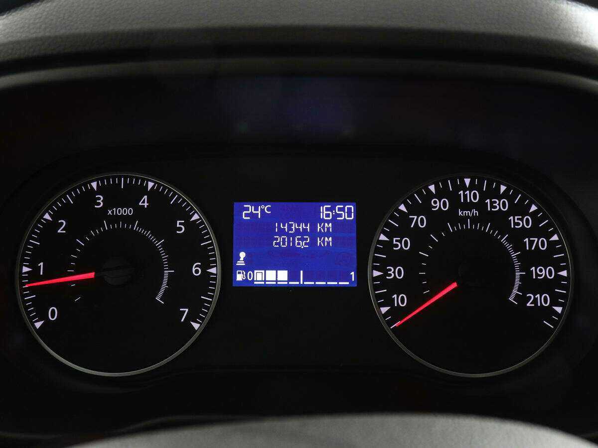 Рено Дастер б/у, 2022, Механическая. Фото: #10