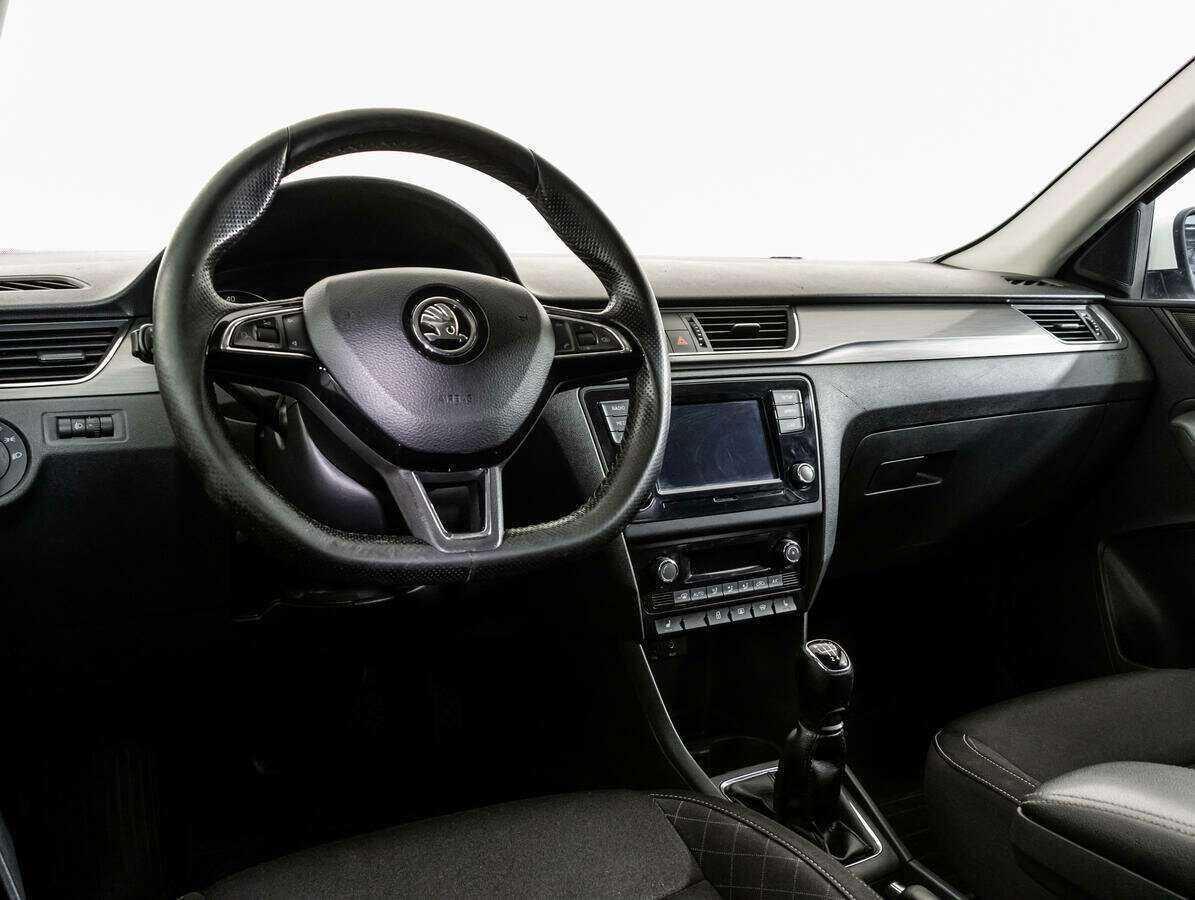 Шкода Рапид б/у, 2017, Механическая. Фото: #8