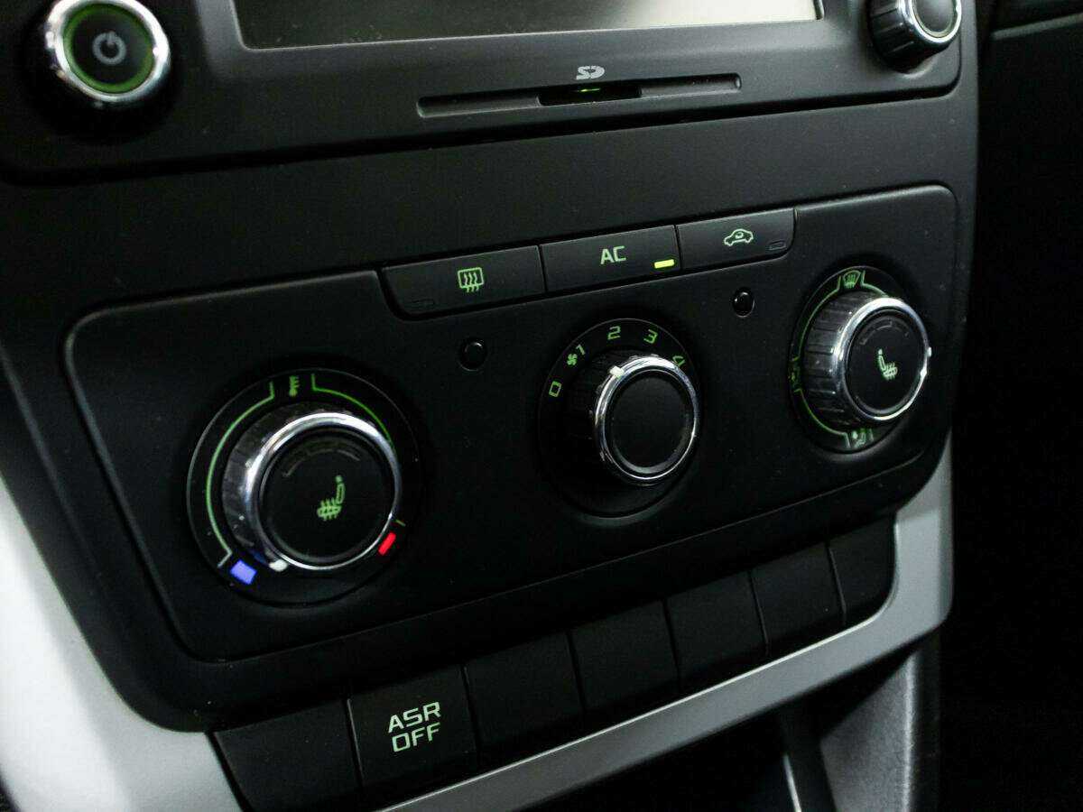 Шкода Йети б/у, 2012, Механическая. Фото: #13