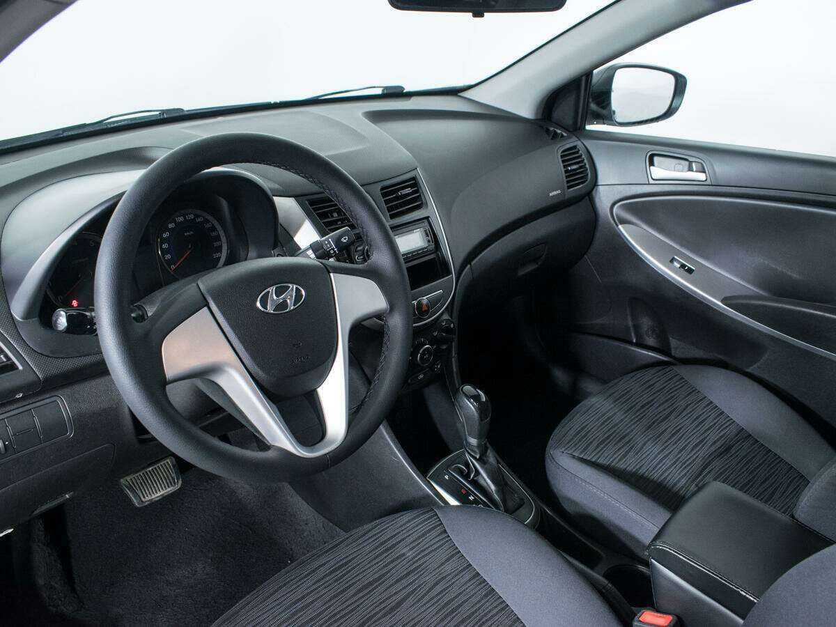 Хендай Солярис б/у, 2015, Автоматическая. Фото: #12