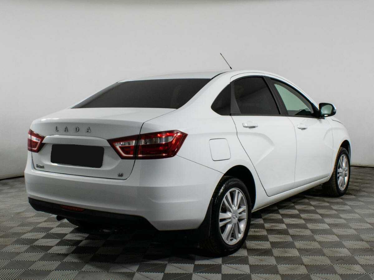 Лада (ВАЗ) Веста б/у, 2018, Механическая. Фото: #3