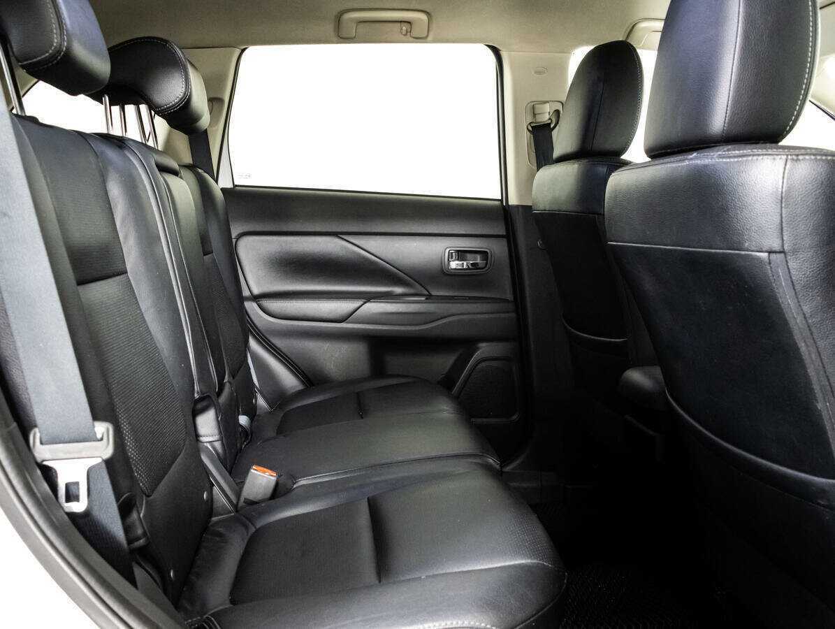 Митсубиши Оутлэндер б/у, 2014, Вариатор. Фото: #14