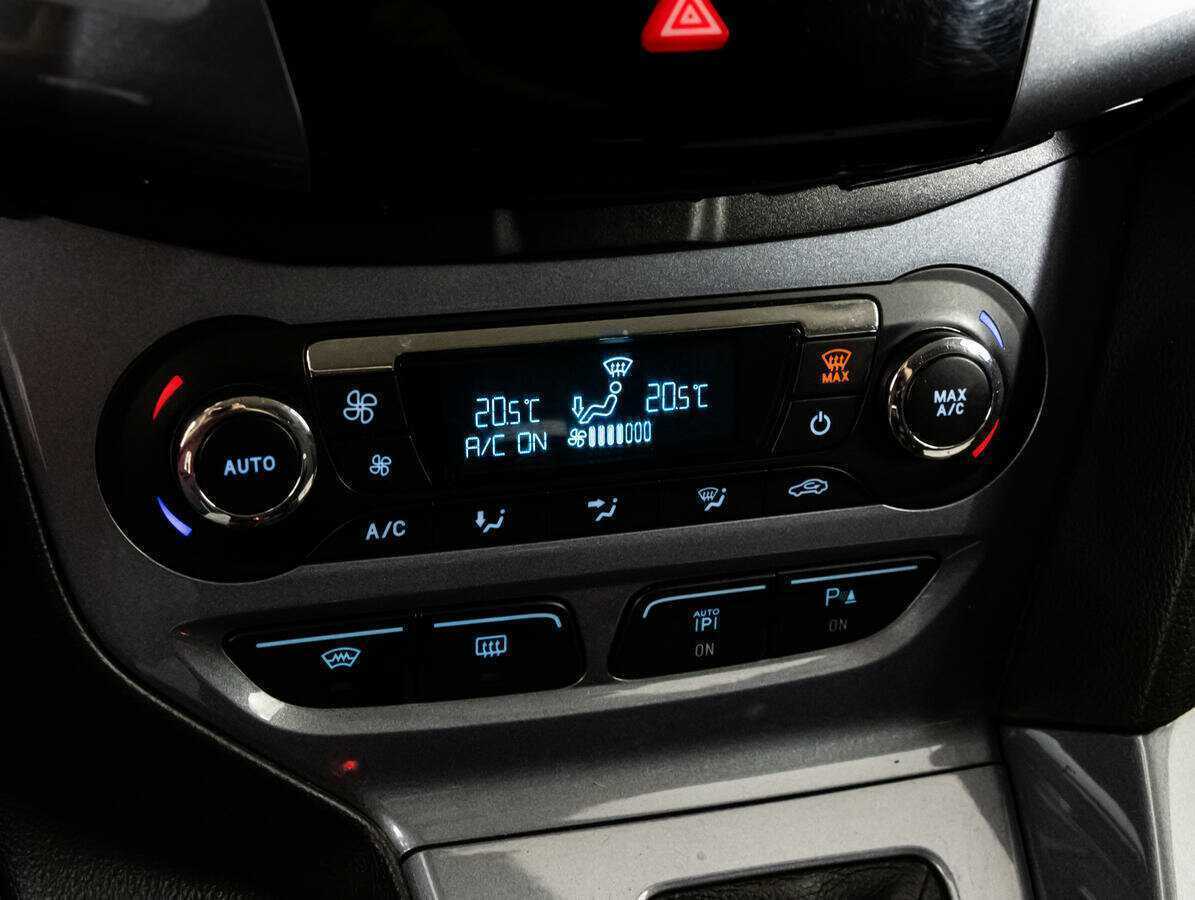 Форд Фокус б/у, 2012, Роботизированная. Фото: #13