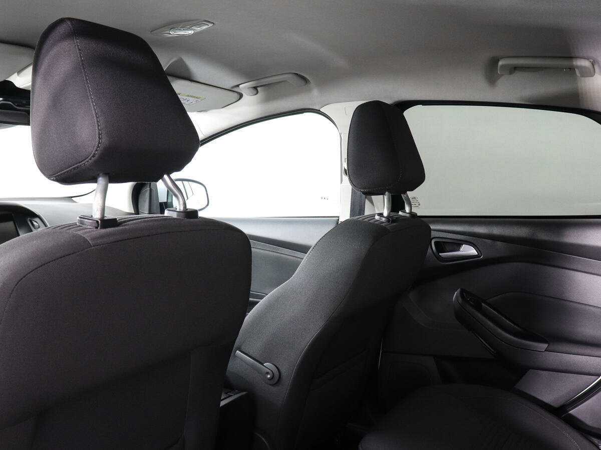 Форд Фокус б/у, 2015, Автоматическая. Фото: #11