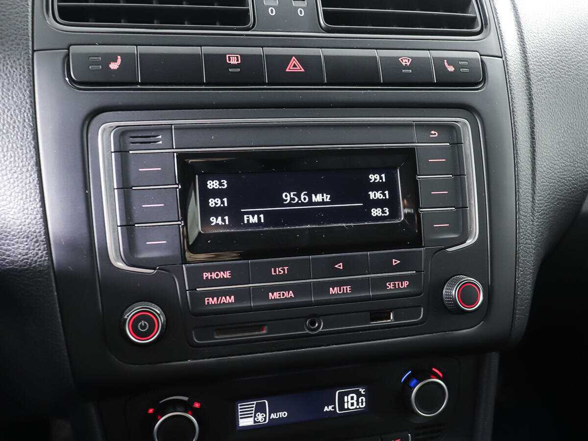 Фольксваген Поло б/у, 2017, Автоматическая. Фото: #16