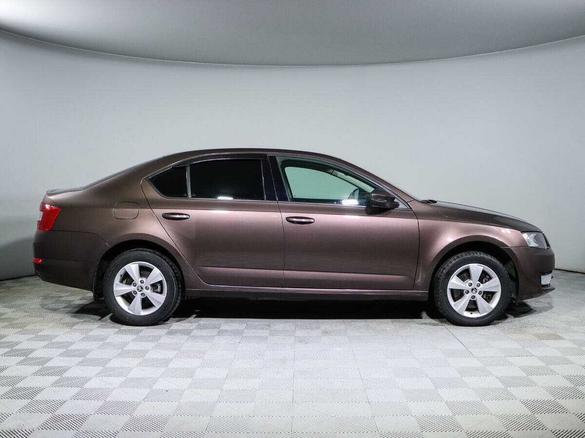 Шкода Октавия б/у, 2014, Роботизированная. Фото: #3