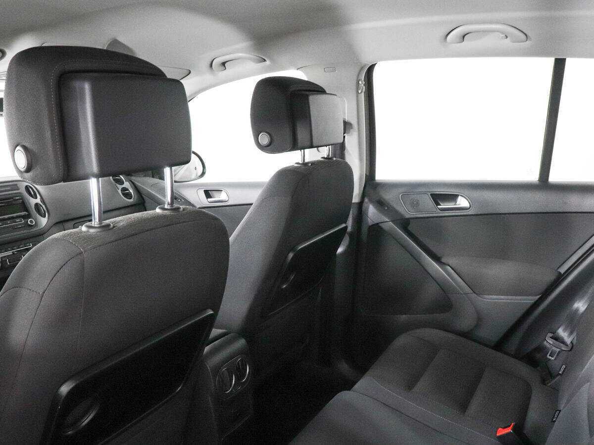 Фольксваген Тигуан б/у, 2015, Роботизированная. Фото: #11