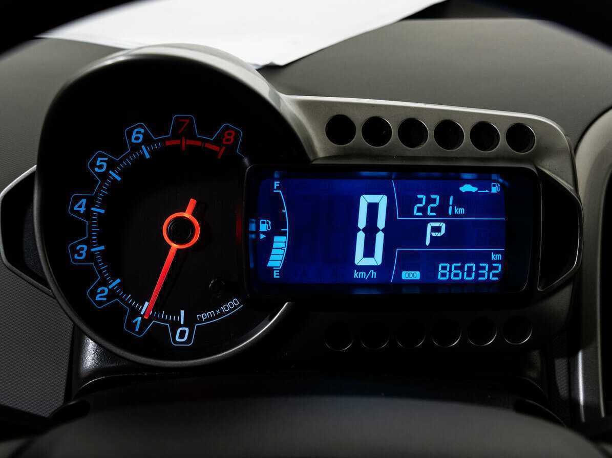 Шевроле Авео б/у, 2015, Автоматическая. Фото: #14