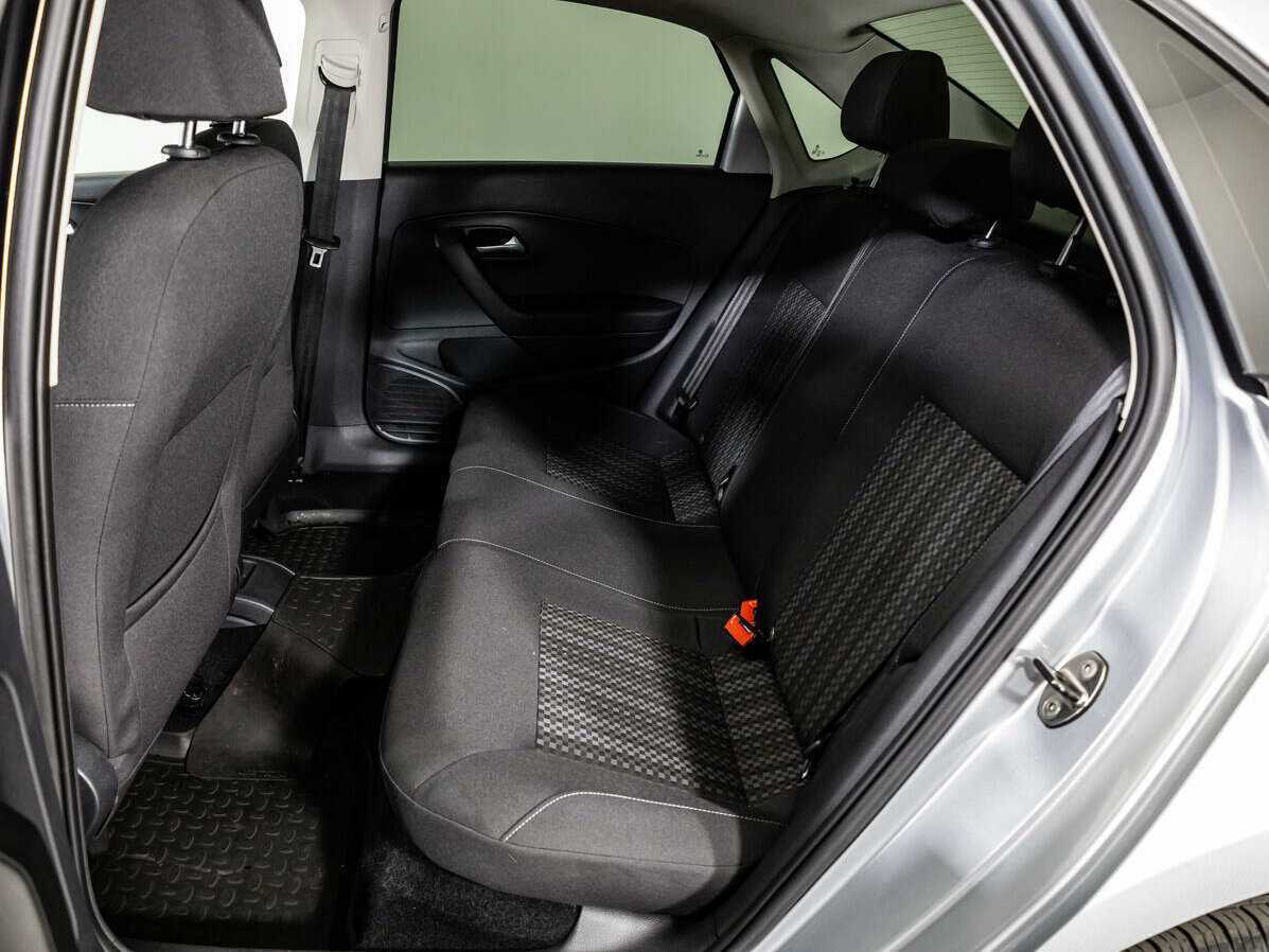 Фольксваген Поло б/у, 2016, Автоматическая. Фото: #9