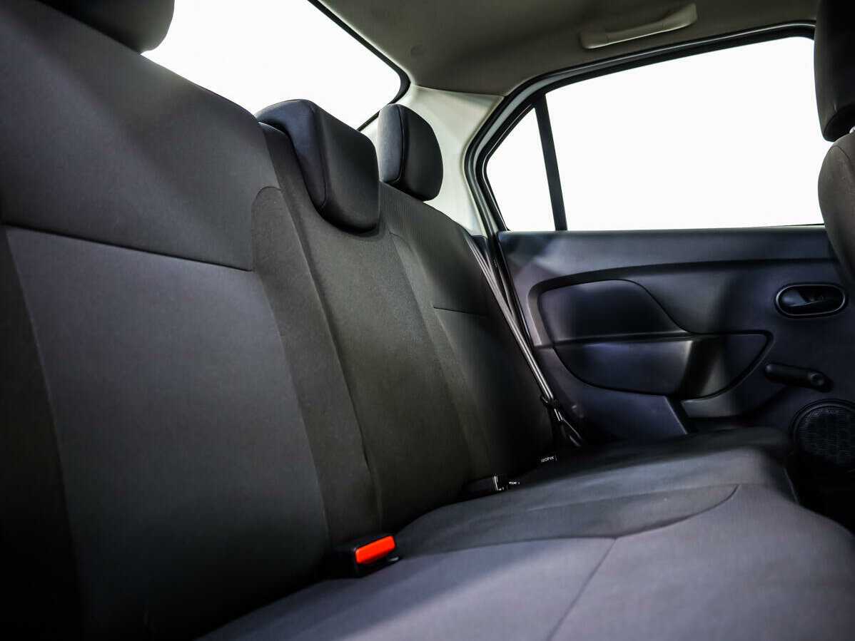 Рено Логан б/у, 2019, Автоматическая. Фото: #10