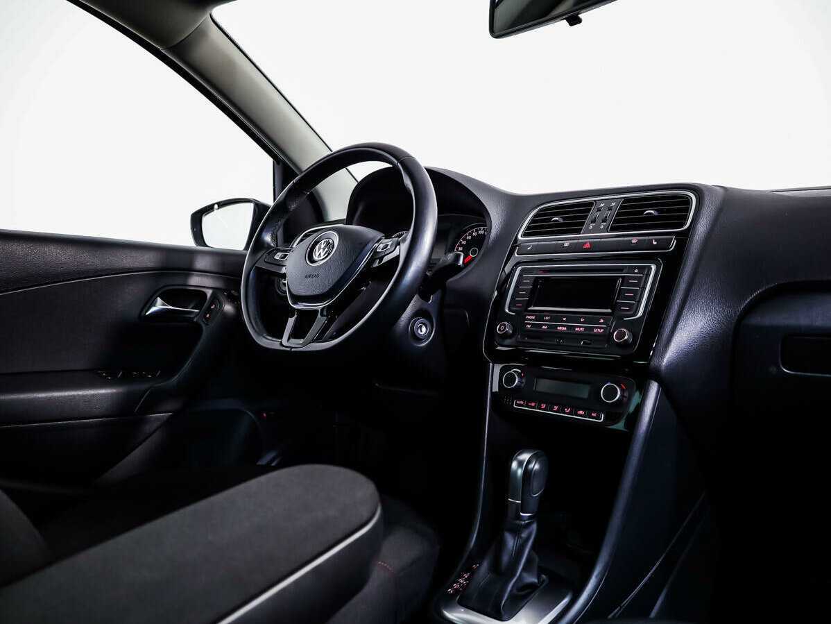 Фольксваген Поло б/у, 2017, Автоматическая. Фото: #7