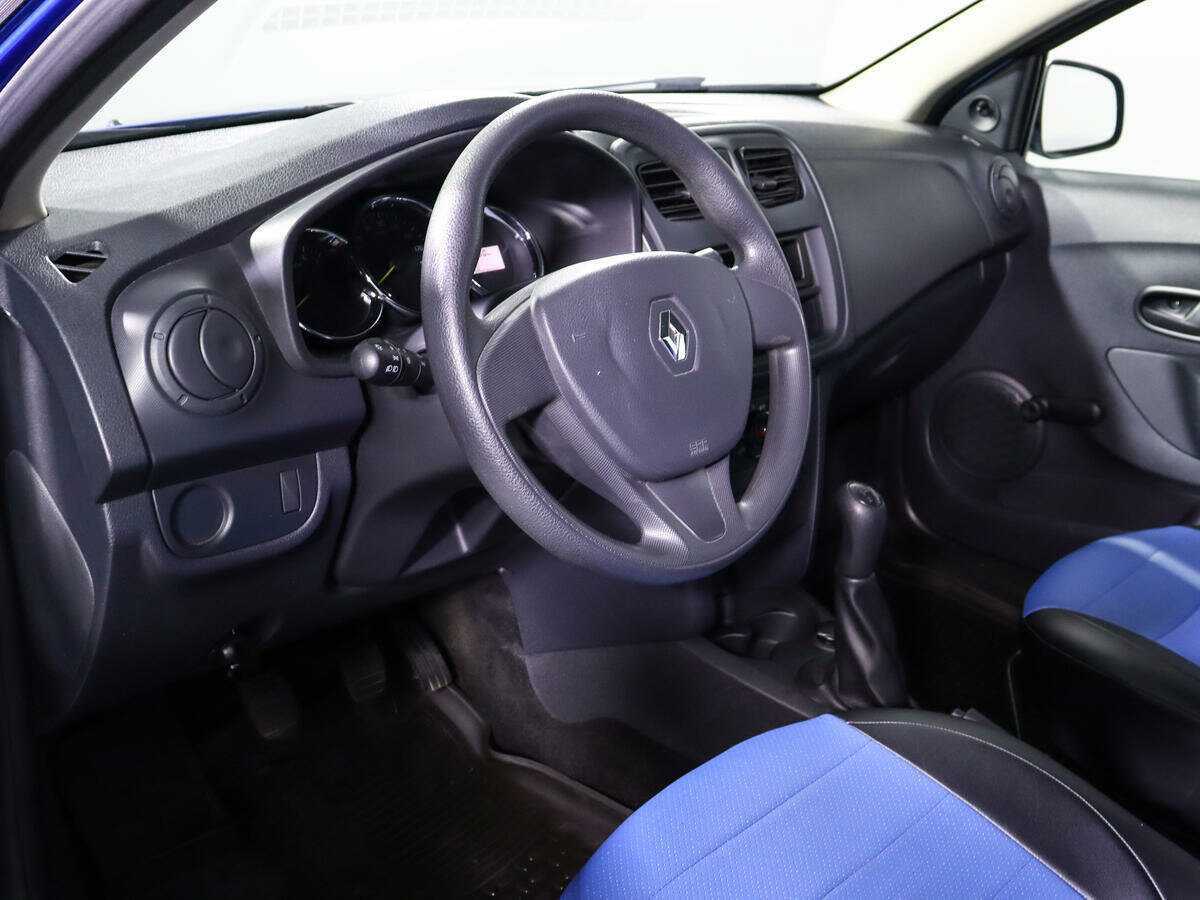 Рено Логан б/у, 2018, Механическая. Фото: #13