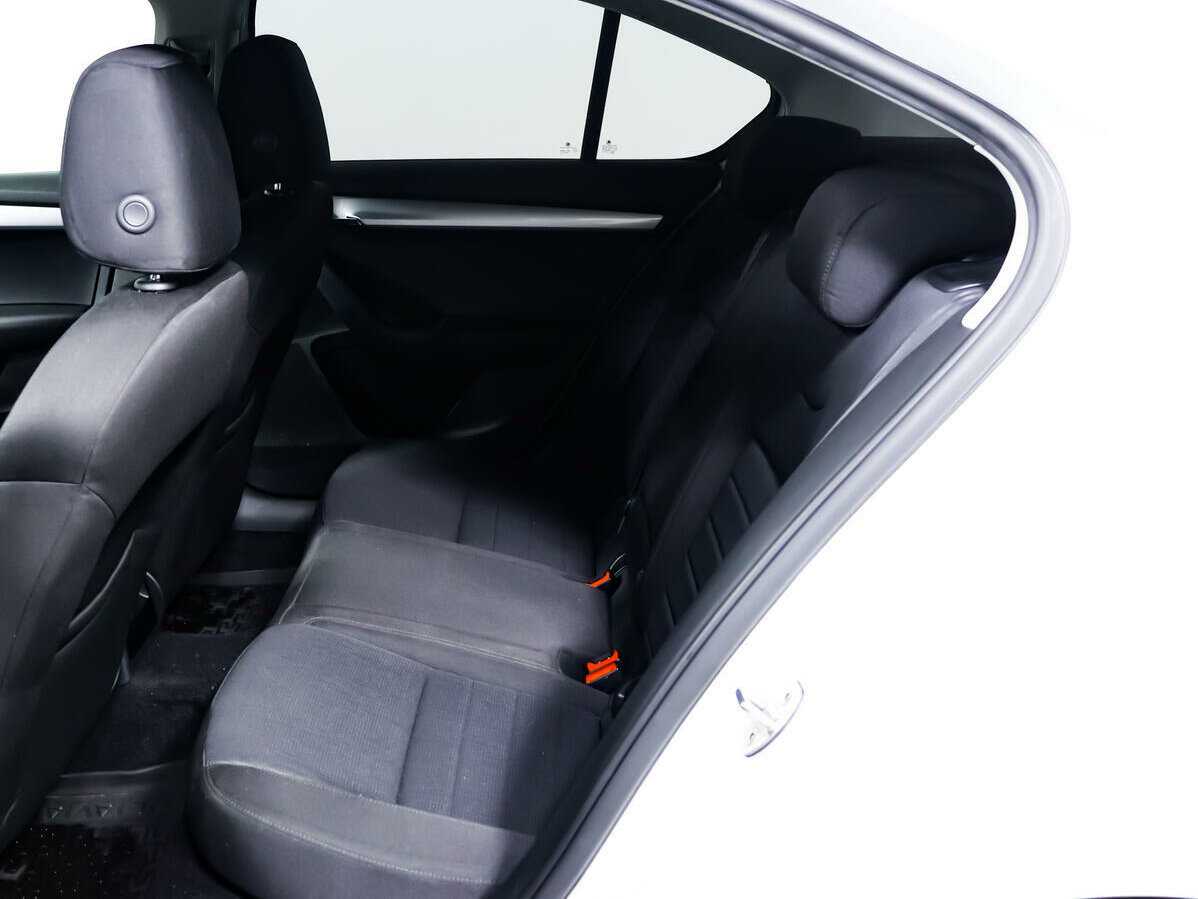 Шкода Октавия б/у, 2016, Роботизированная. Фото: #11