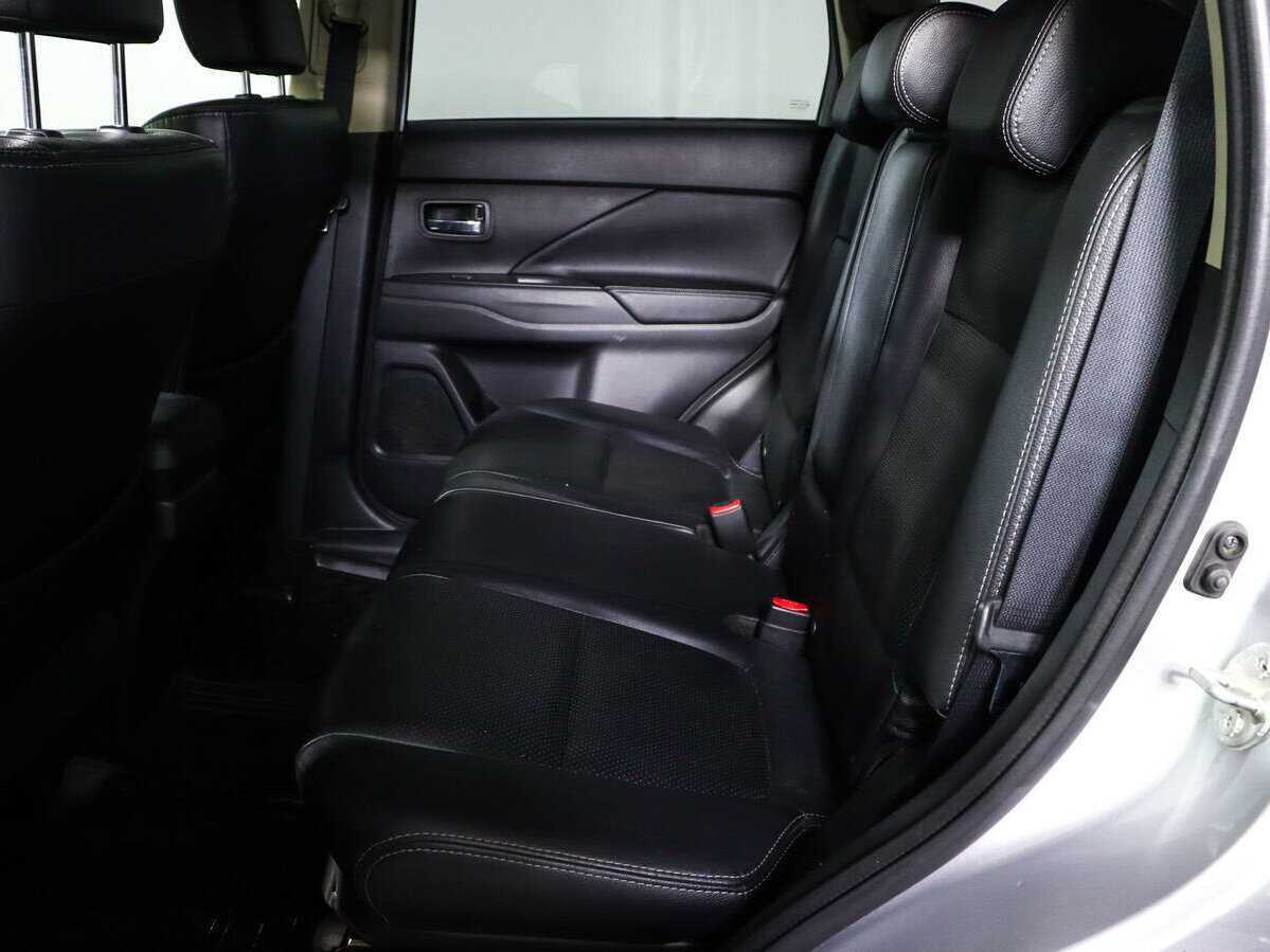 Митсубиши Оутлэндер б/у, 2017, Вариатор. Фото: #7