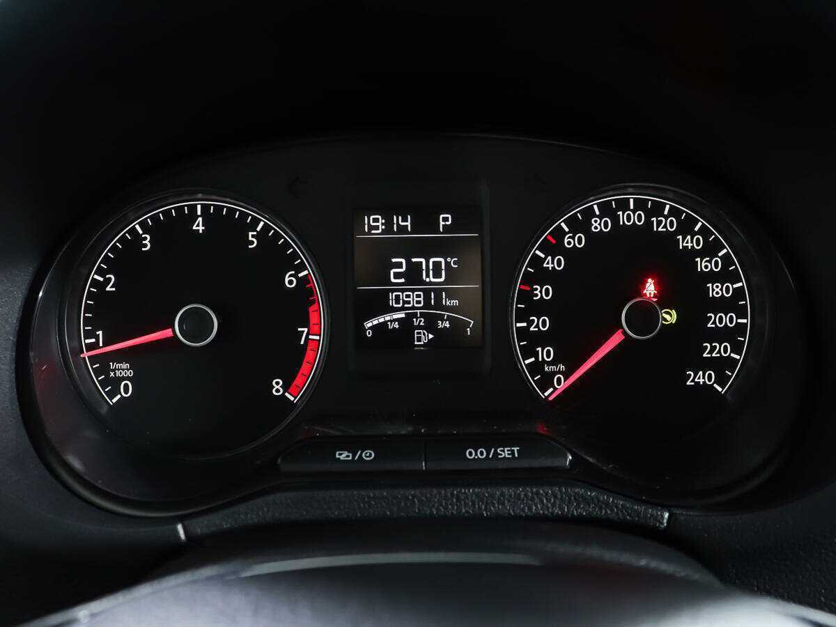 Фольксваген Поло б/у, 2016, Автоматическая. Фото: #13