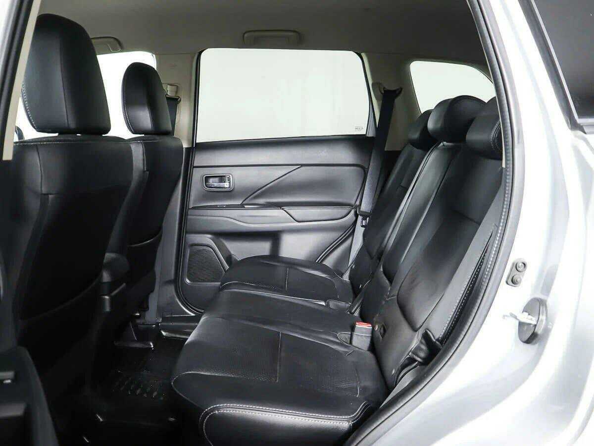 Митсубиши Оутлэндер б/у, 2016, Вариатор. Фото: #12