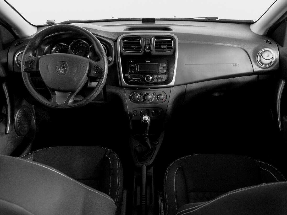 Рено Логан б/у, 2017, Автоматическая. Фото: #11