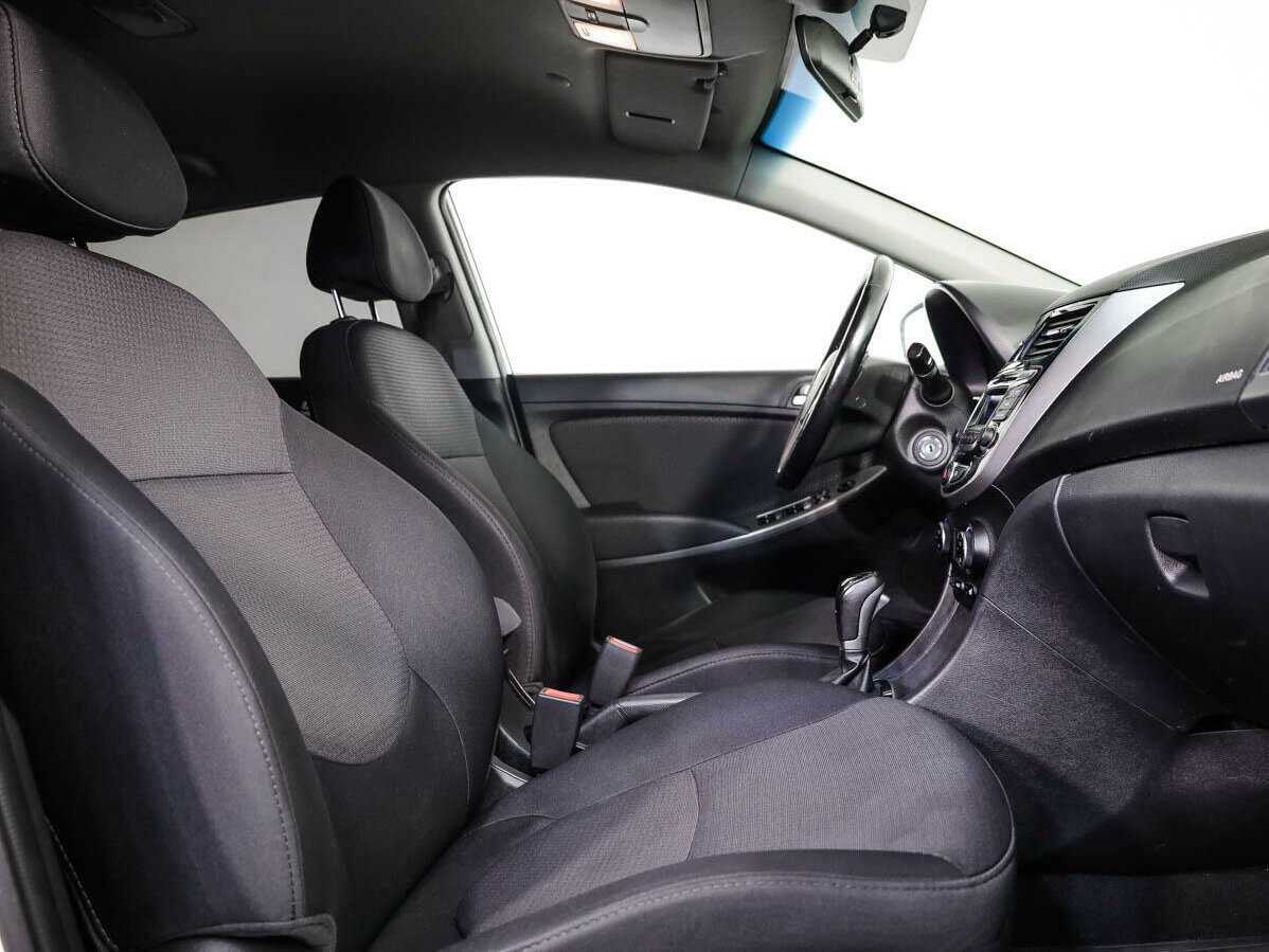 Хендай Солярис б/у, 2015, Автоматическая. Фото: #10