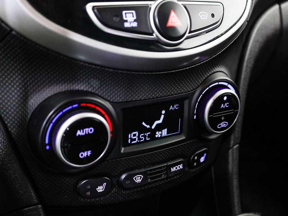 Хендай Солярис б/у, 2015, Автоматическая. Фото: #14