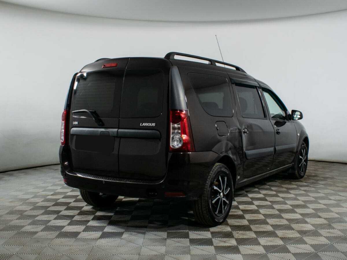 Лада (ВАЗ) Ларгус б/у, 2015, Механическая. Фото: #3