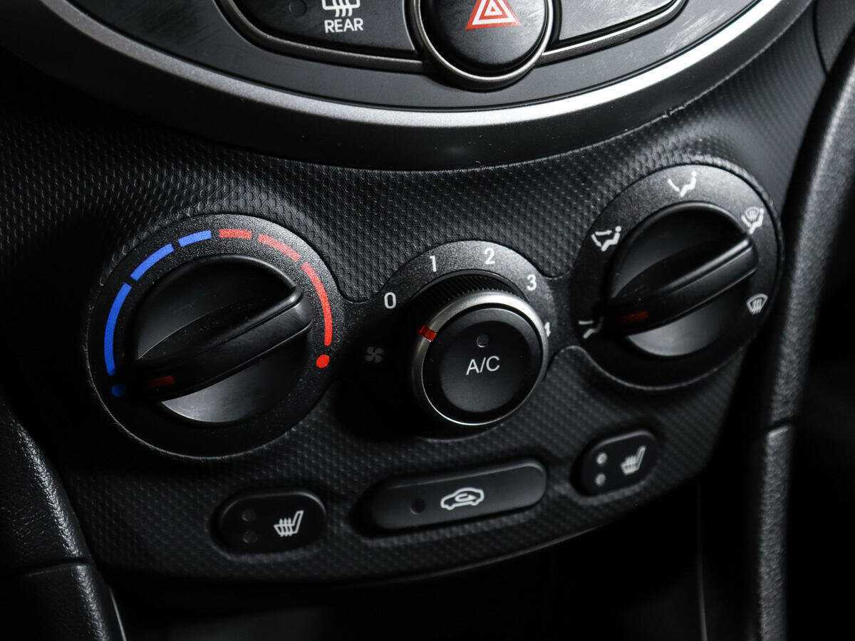 Хендай Солярис б/у, 2016, Механическая. Фото: #12