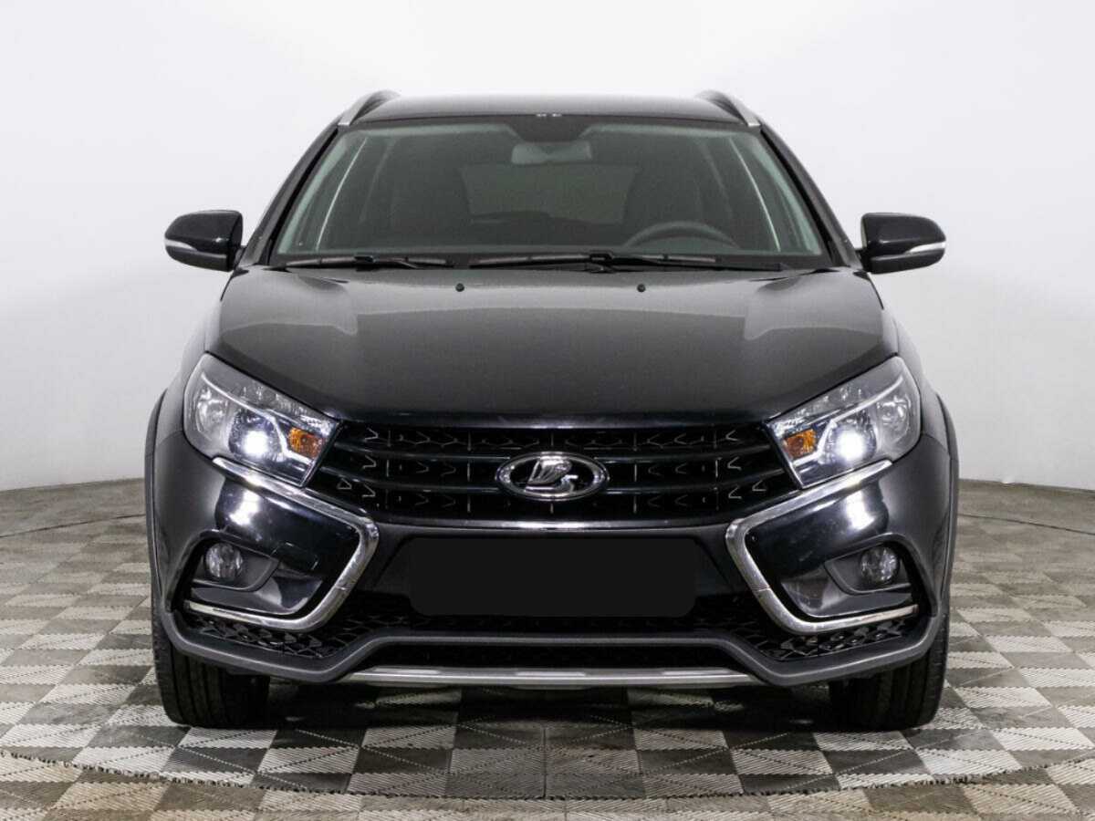 Лада (ВАЗ) Веста б/у, 2022, Механическая. Фото: #1