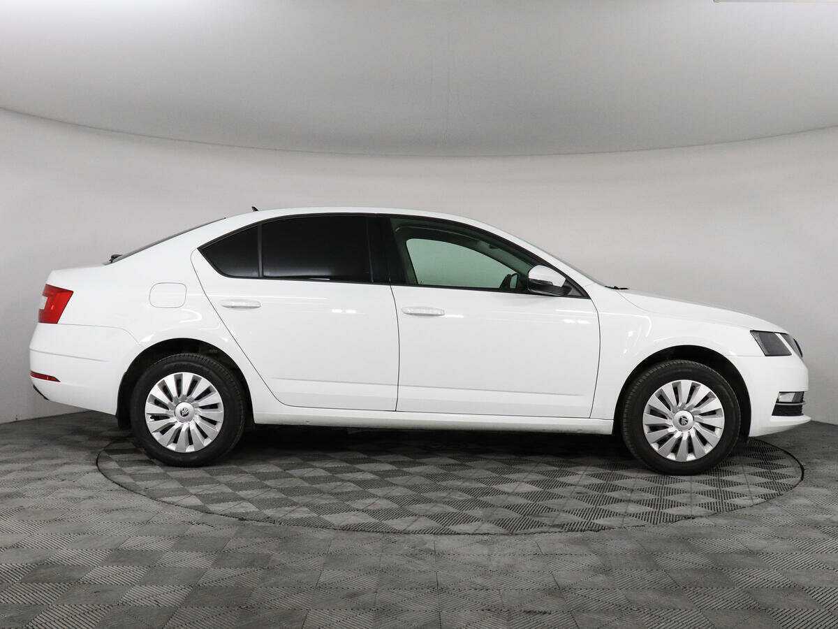 Шкода Октавия б/у, 2019, Автоматическая. Фото: #3