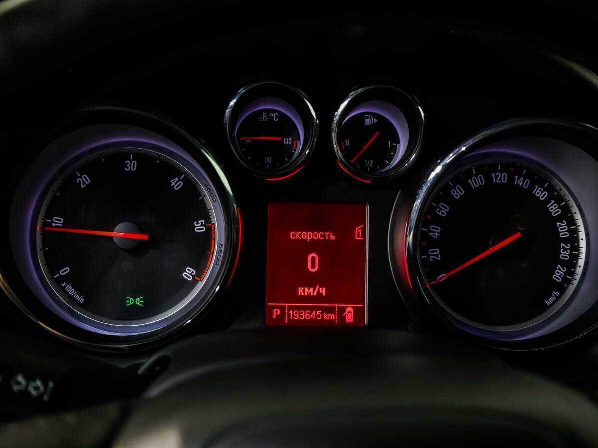 Опель Астра б/у, 2012, Автоматическая. Фото: #19