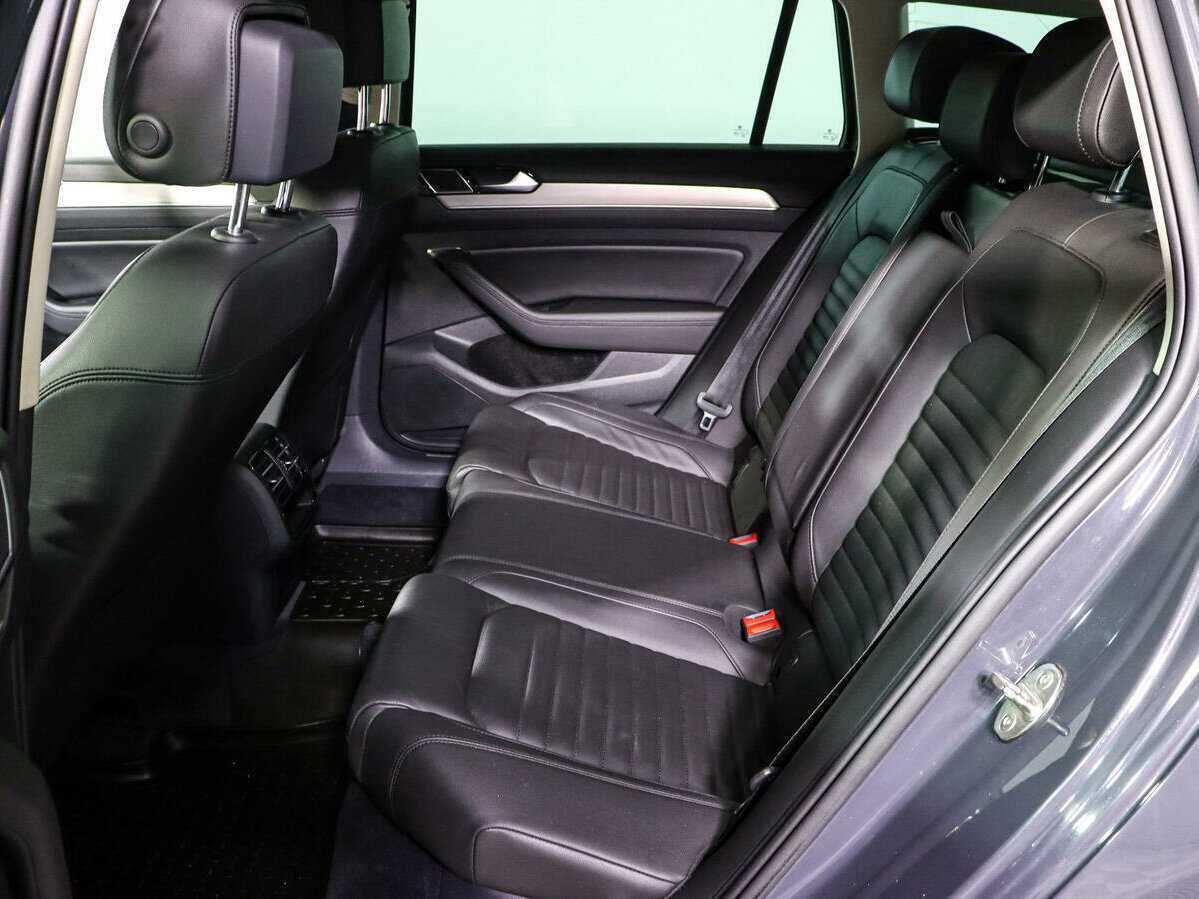 Фольксваген Пассат б/у, 2017, Роботизированная. Фото: #7