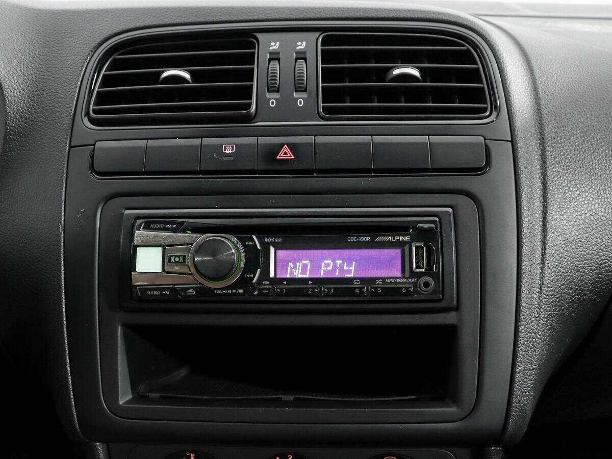 Фольксваген Поло б/у, 2018, Механическая. Фото: #10