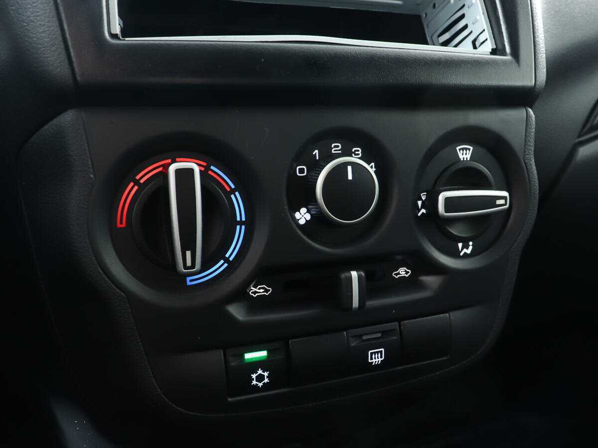 Лада (ВАЗ) Гранта б/у, 2022, Механическая. Фото: #15