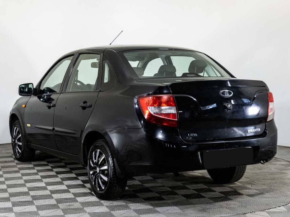 Лада (ВАЗ) Гранта б/у, 2012, Механическая. Фото: #5
