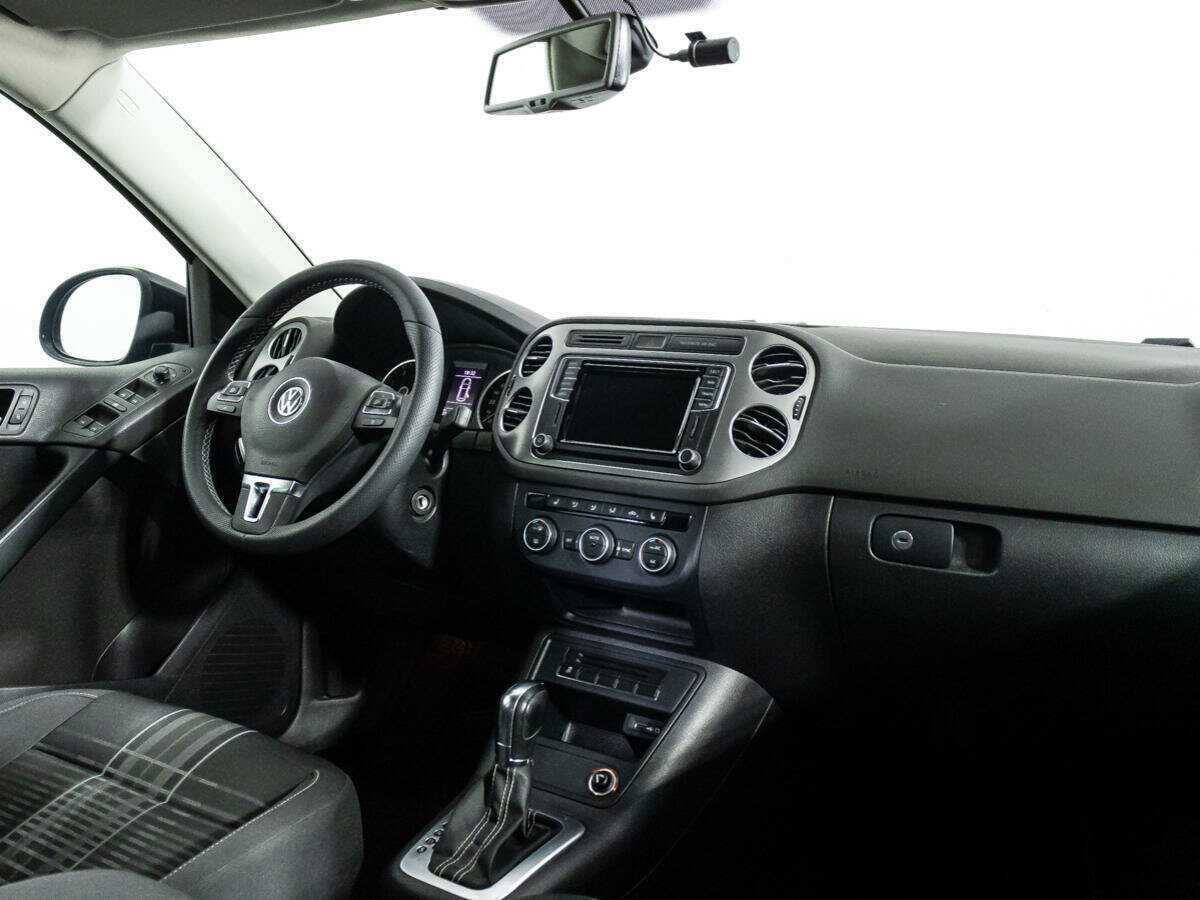 Фольксваген Тигуан б/у, 2015, Автоматическая. Фото: #8