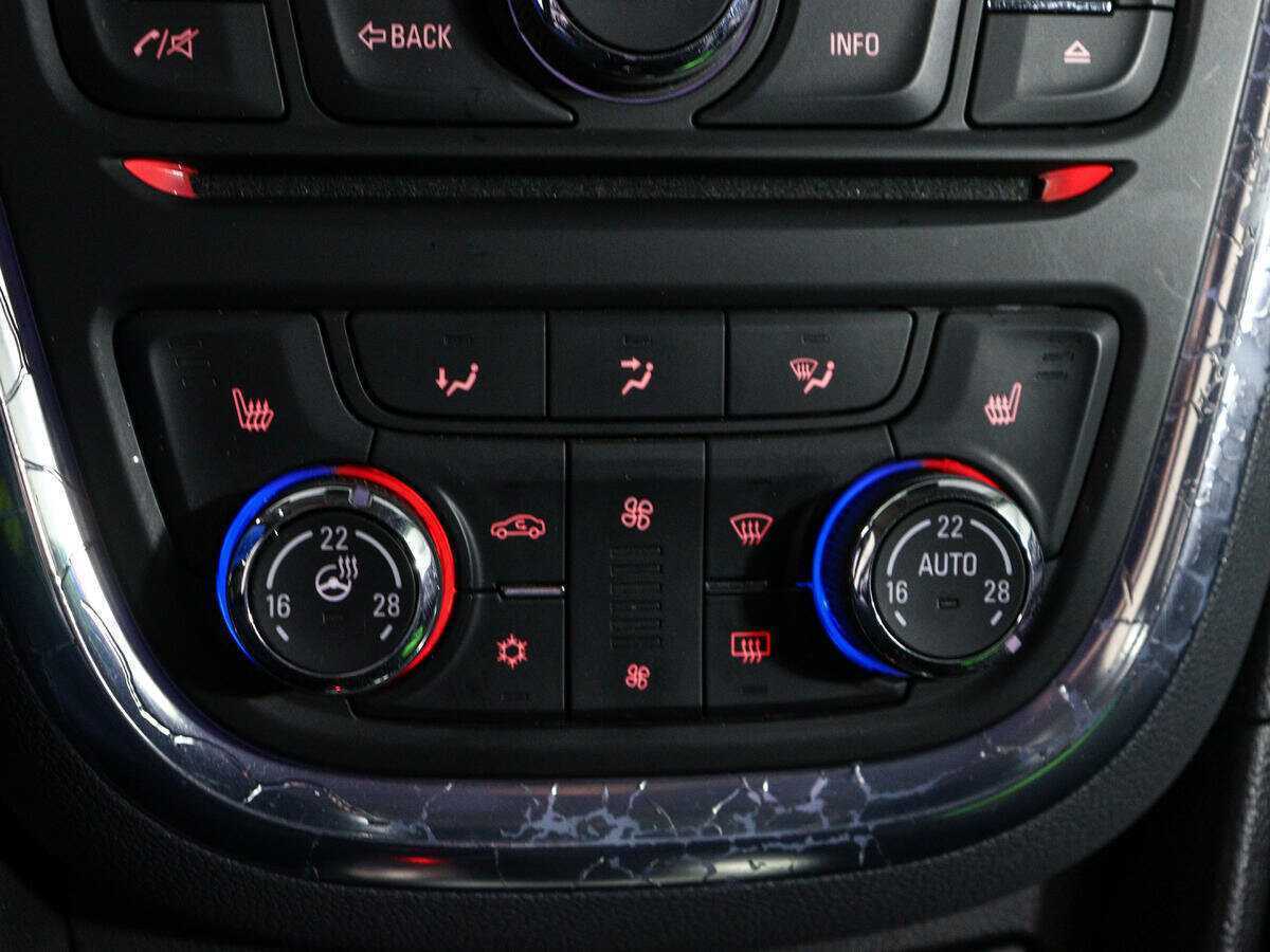 Опель Мокка б/у, 2014, Автоматическая. Фото: #18