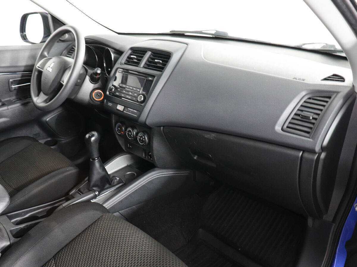 Митсубиши АС-Икс б/у, 2019, Механическая. Фото: #9