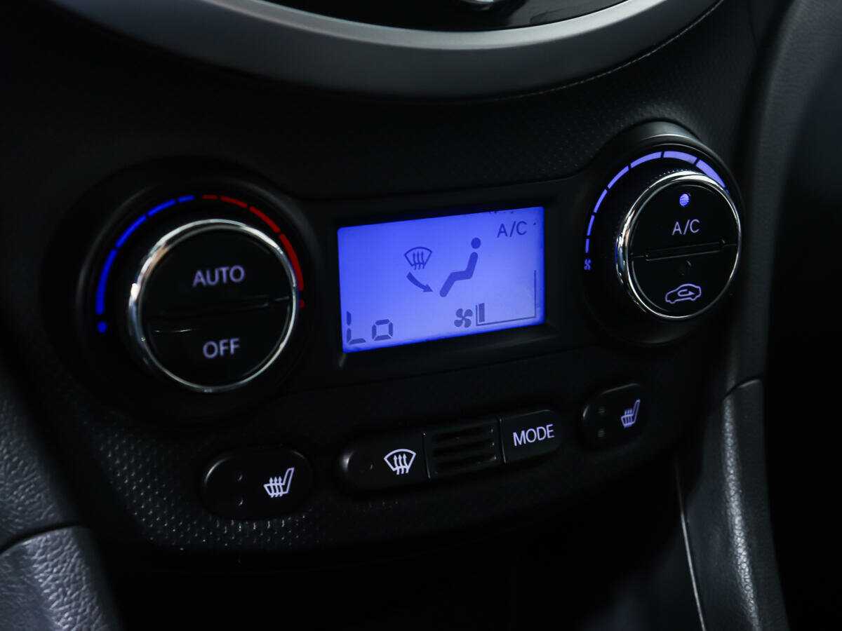 Хендай Солярис б/у, 2012, Автоматическая. Фото: #15