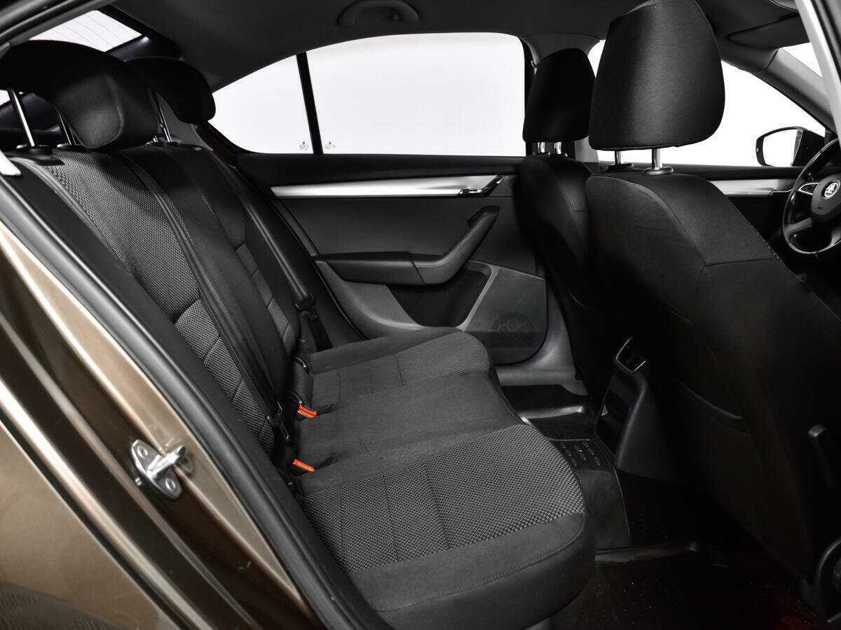 Шкода Октавия б/у, 2013, Роботизированная. Фото: #7