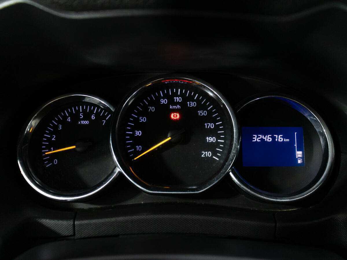 Рено Дастер б/у, 2016, Механическая. Фото: #11